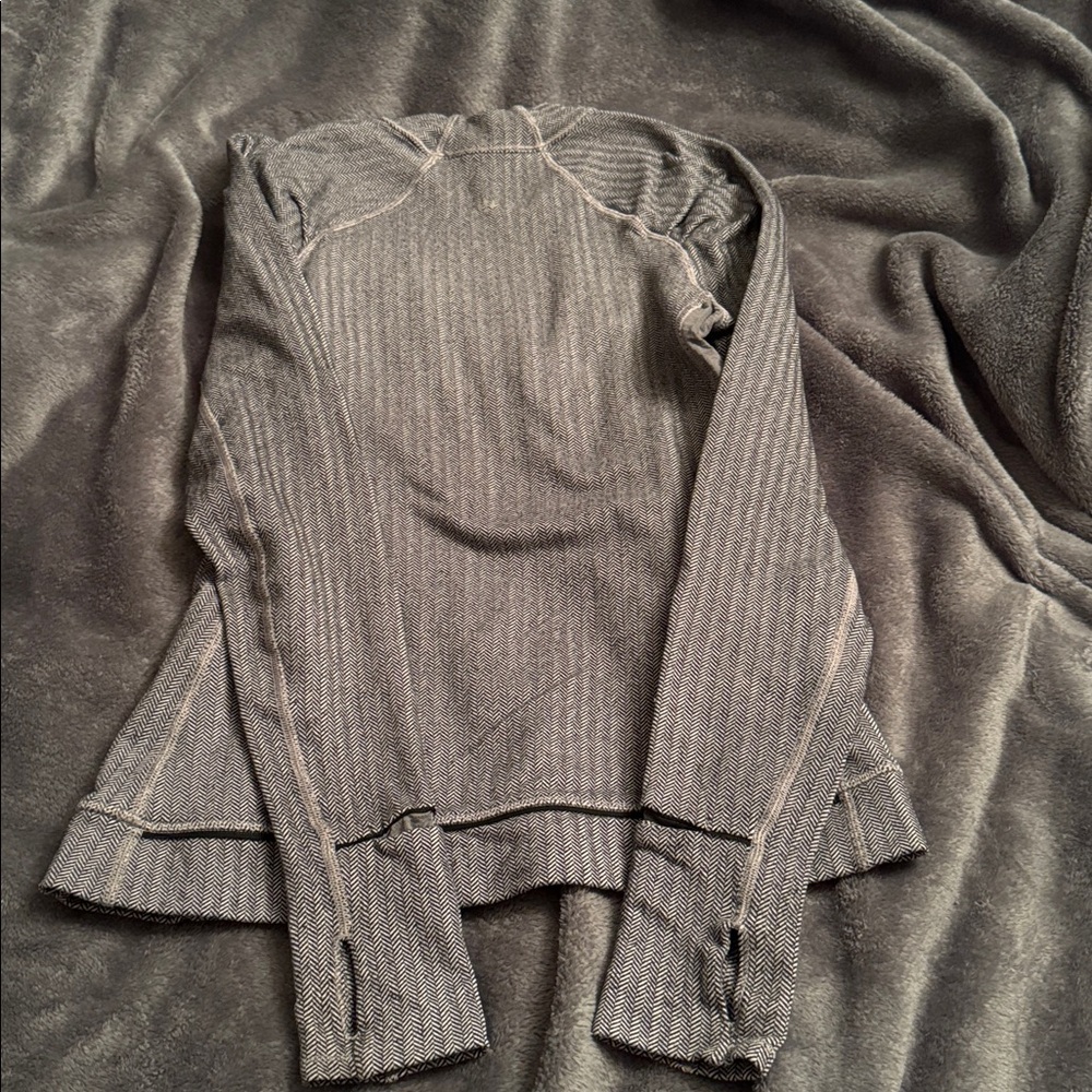 Lululemon Gray Long Sleeve Top thumb holes